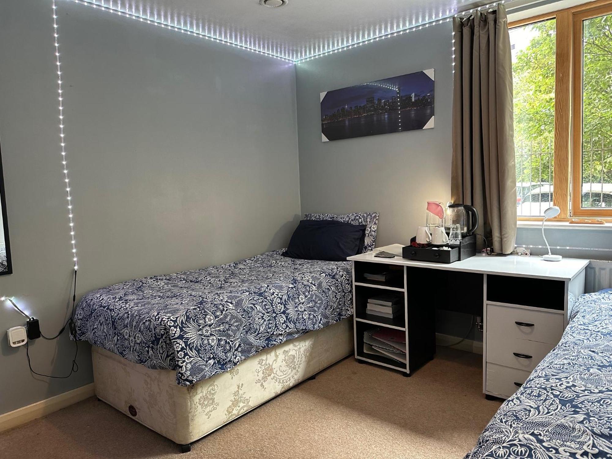 London Gateway Get-away * Hounslow